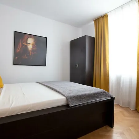 Old Town Apartments Doamnei St Appartement